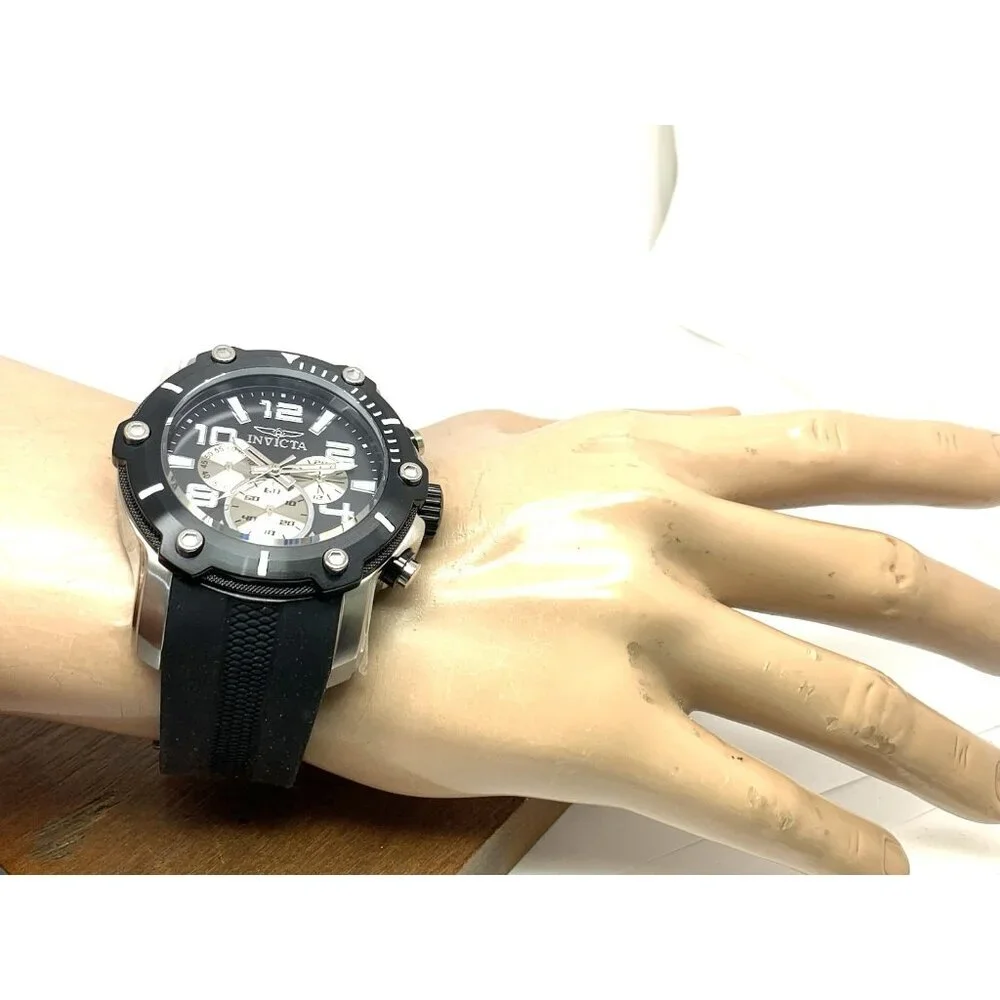 Invicta Men's Watch 45739 Pro Diver Quartz Chronograph Black Dial Rubber Strap